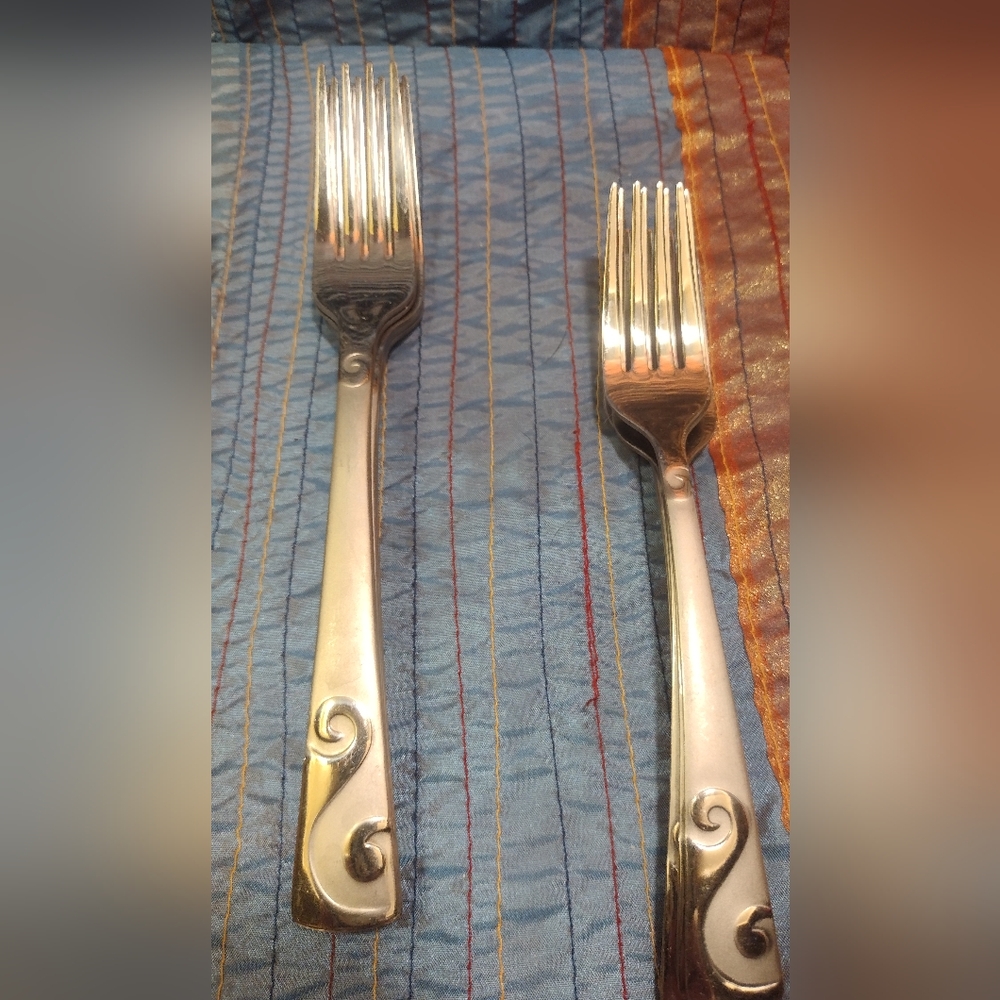 25 Piece Total ( 5 Each Utensil ) Cambridge Flatware - Picture 3 of 4